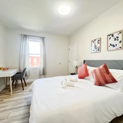 Ramblei near Drexel Park | Room 3F
