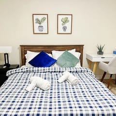 Ramblei near Drexel Park | Room BF