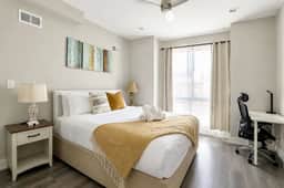 4BR Townhome w/ Rooftop & Backyard | Sleeps 8 - Image 5