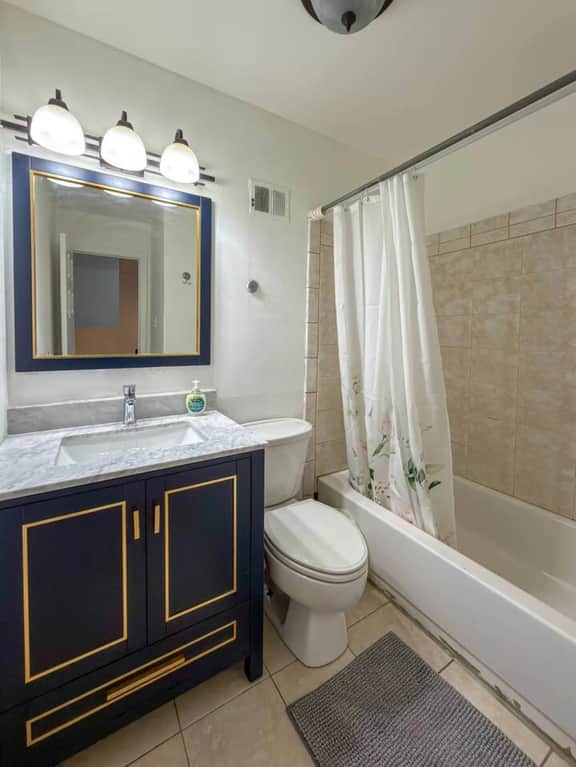 Private Bedroom near Temple U | Unit B