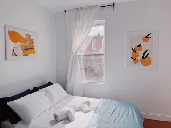 Ramblei near University City | Studio - 2F